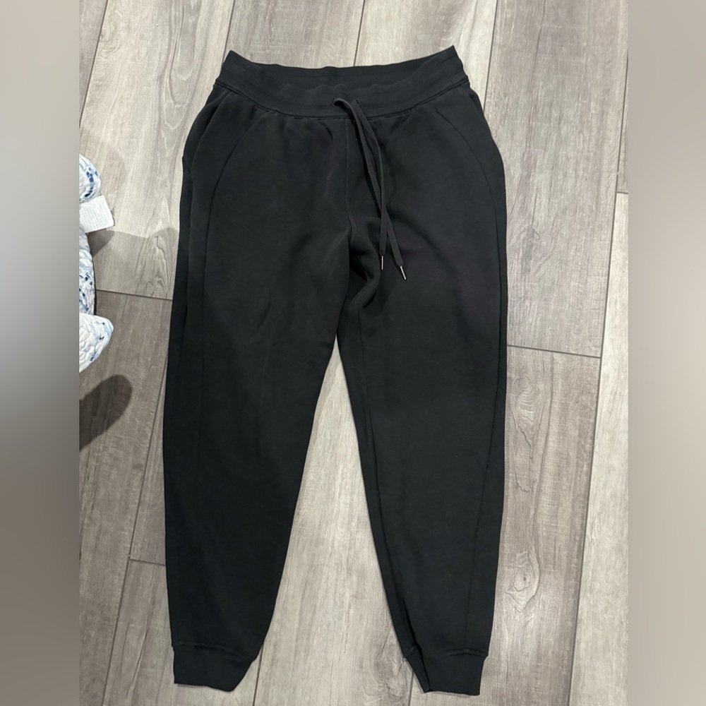 Lululemon jogger sweatpants